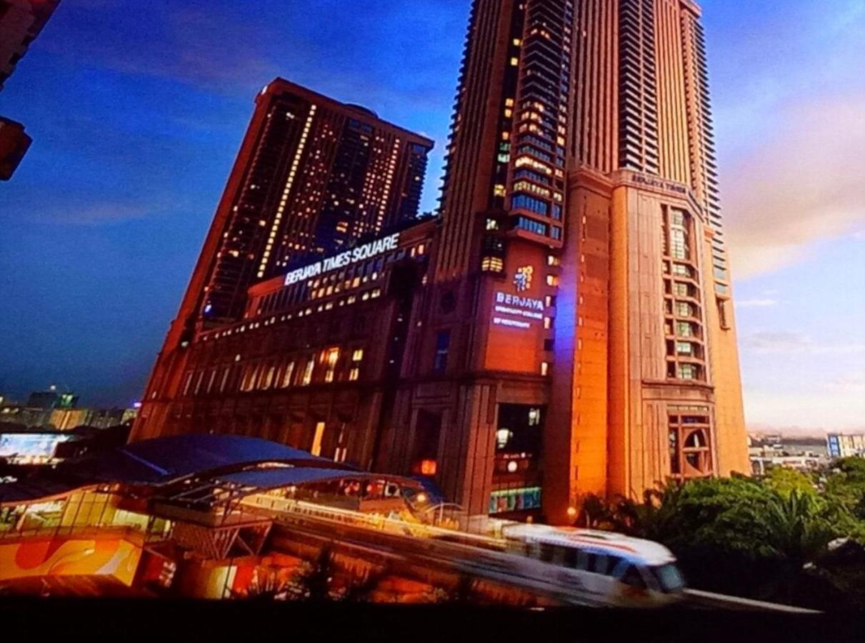 Appartement Times Square Kuala Lumpur By Luna Extérieur photo